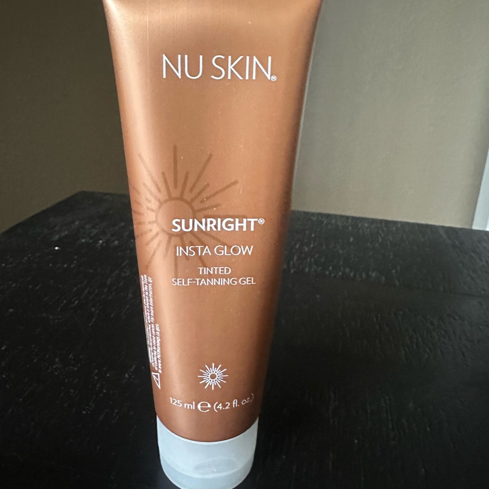 Nuskin tanning gel